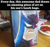Awesome dad draws on his kids’ lunch bags…