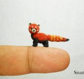 25 Incredible Teeny Tiny Crocheted Animals
