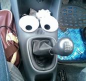 19 Faces Seen in Inanimate Objects