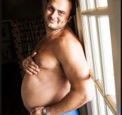 Husband Takes His Own Maternity Photos When His Wife Refuses To…(10 Pics)