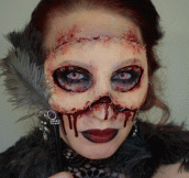 22 Awesomely Spooky Makeup Ideas For HALLOWEEN