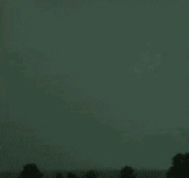 Slowing Down A Lightning To 10000 FPS