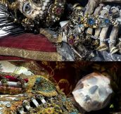 Unbelievable Skeletons Unearthed From The Catacombs Of Rome