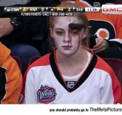 This Girl At The Philadelphia Flyers Game