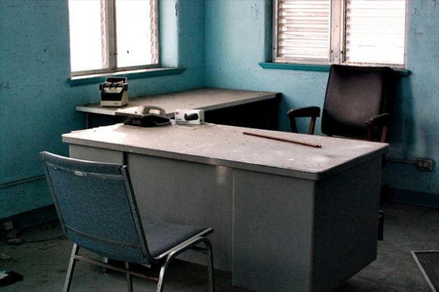 abandoned-office