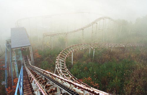 abandoned-amusement-parks-joyland-tp04