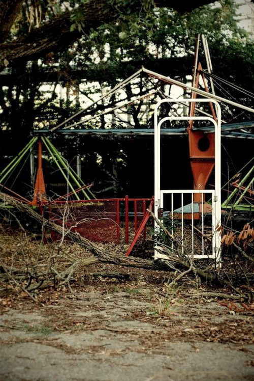 abandoned-amusement-parks-joyland-tp35