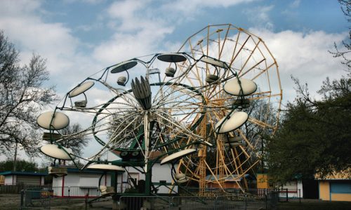 abandoned-amusement-parks-joyland-tp37