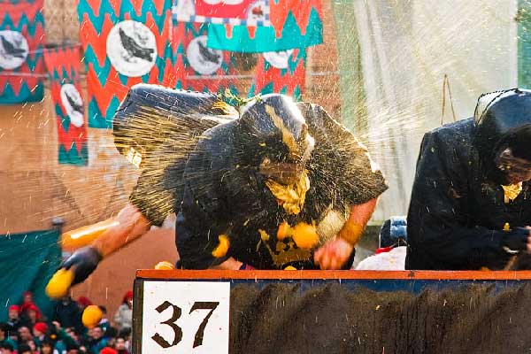 orange throwing The 10 Weird Festivals Where People Throw Things At Each Other