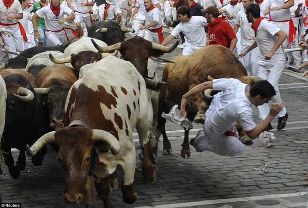 pamplona bull run 10 Bizarre Festivals From Around the World
