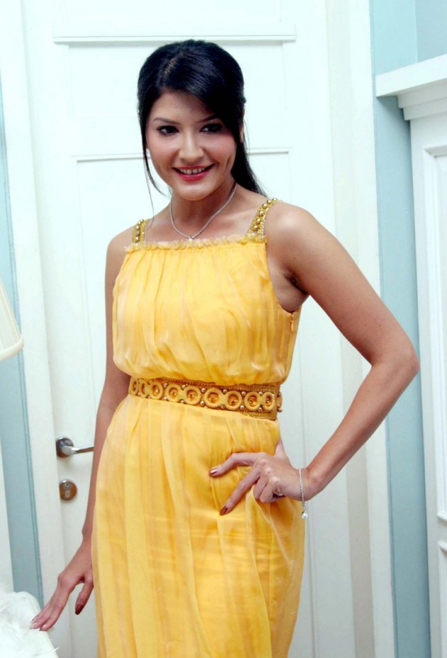 Tamara Bleszynski 630x928 Top 26 Beautiful Indonesian Women in Media