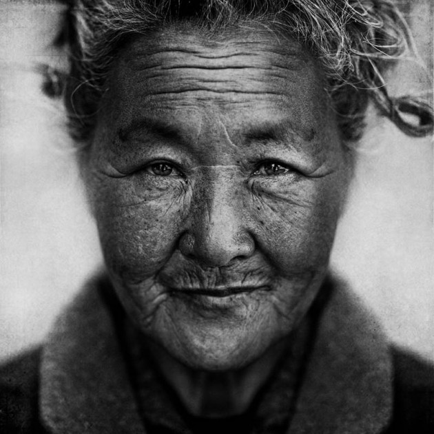 homeless-black-and-white-portraits-lee-jeffries-34