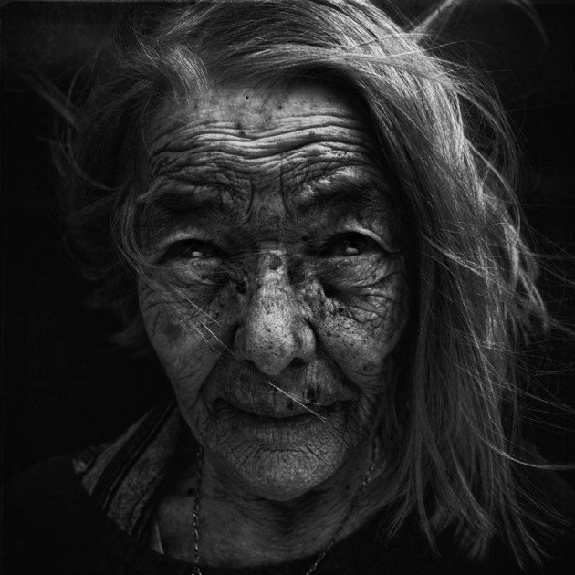 homeless-black-and-white-portraits-lee-jeffries-37