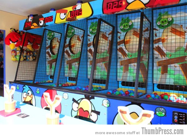 Angry Birds Theme Park - 1