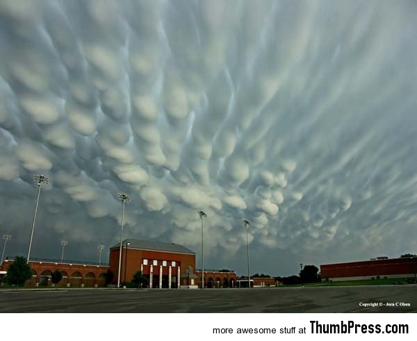 Amazing cloud formations 10