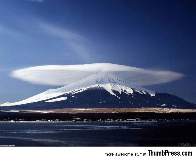 Amazing cloud formations 23