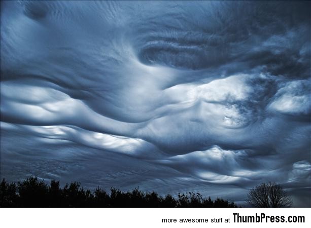 Amazing cloud formations 4