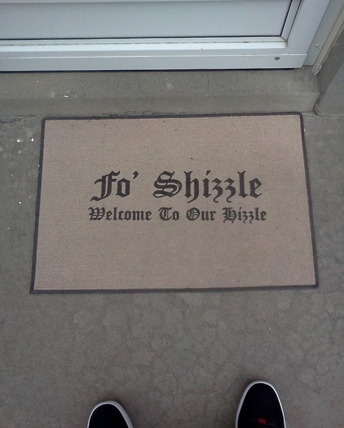 funny-doormat-Snoop-Dog-talk