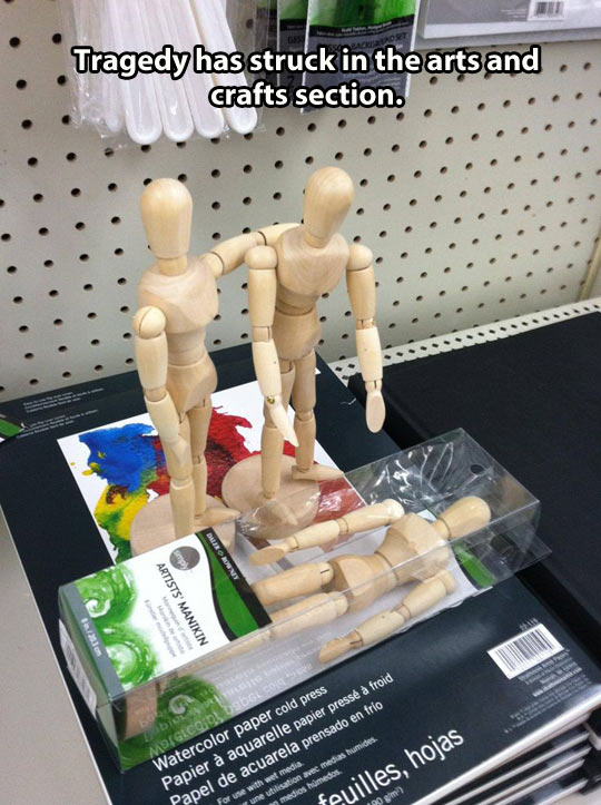 funny-funeral-wood-figure-supermarket