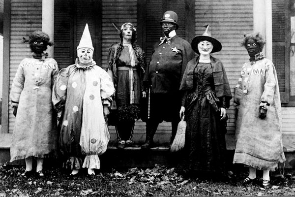 Creepy Vintage Halloween Costumes — 1