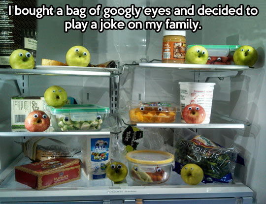 funny-refrigerator-googly-eyes-fruits