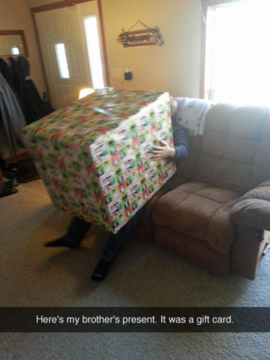 funny-coach-box-present-giant-gift