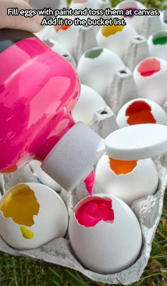 funny-eggs-color-paint-canvas