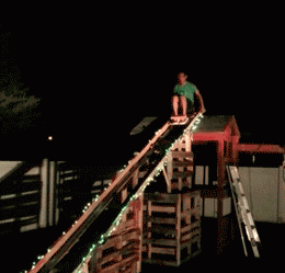 funny-gif-rollercoaster-backyard-friends-Christmas-lights