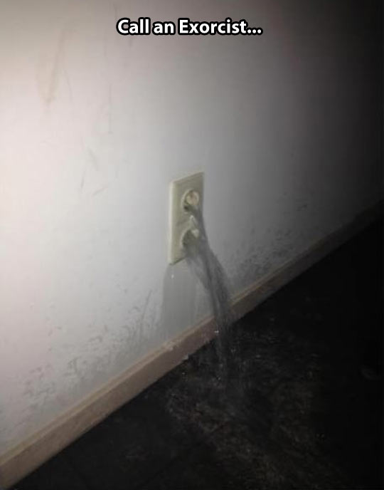 funny-outlet-energy-water-wall
