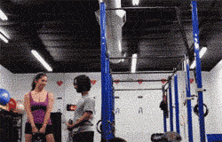 How to pick up a girl at the gym...