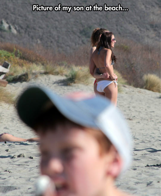 funny-picture-beach-son-girls