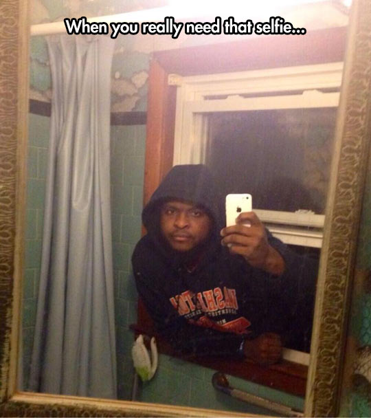 [Image: funny-selfie-picture-man-mirror.jpg]