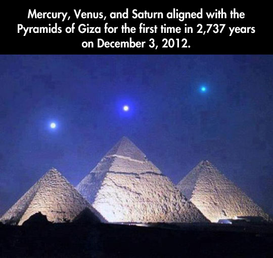 Three planet alignment over Egyptian pyramids…