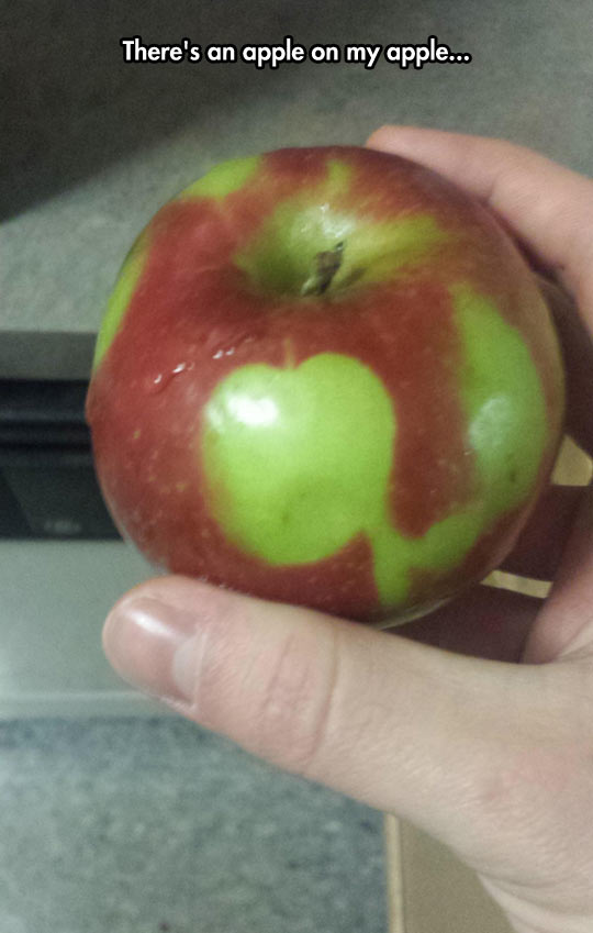 funny-apple-color-green-red
