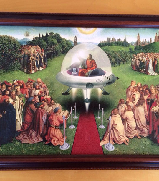 funny-artwork-Jesus-spaceship-flying
