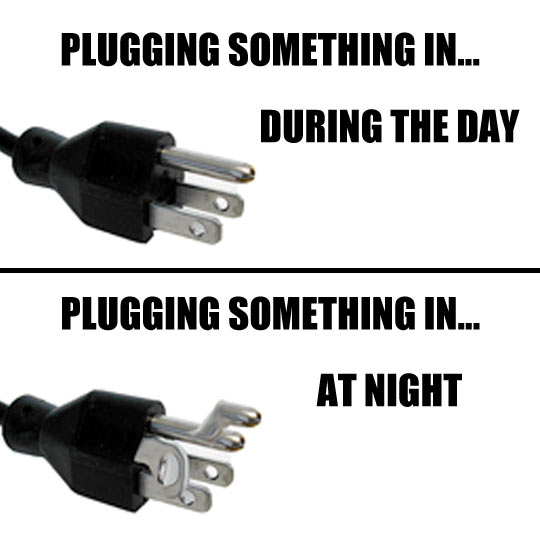 funny-plug-cord-day-night