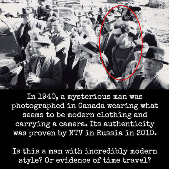 cool-time-traveler-Russia-old-picture