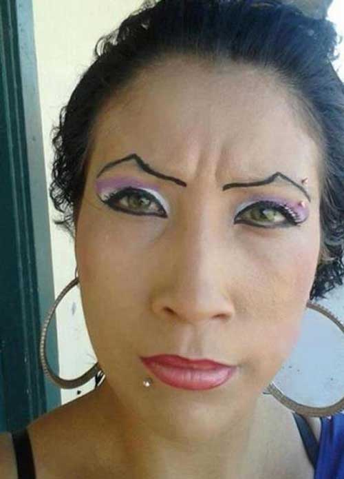 Girls Who Must Not Know What Eyebrows Are Supposed To Look ...