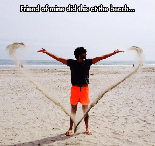 funny-beach-friend-throwing-sand-heart