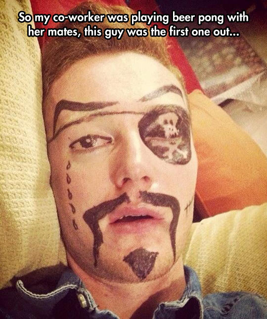 funny-man-sleeping-drawing-face