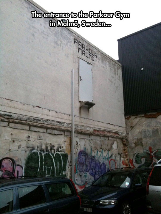 funny-parkour-gym-cars-door-first-floor