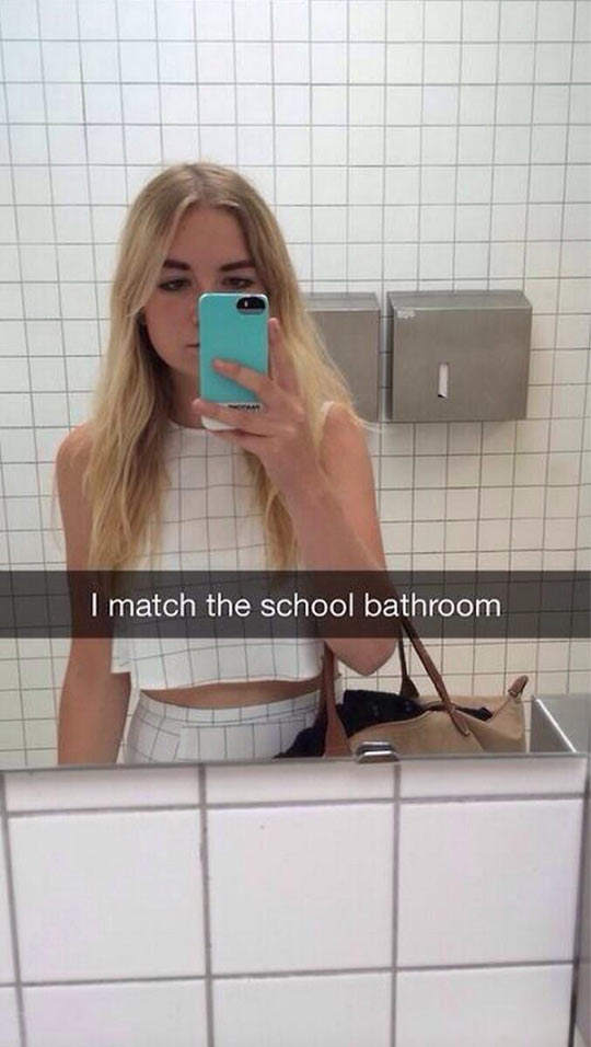funny-bathroom-outfit-match-squares
