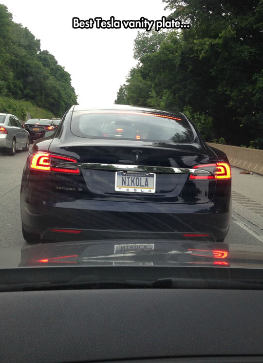 funny-car-Tesla-vanity-plate