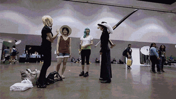 funny-gif-cosplay-Luigi-kart