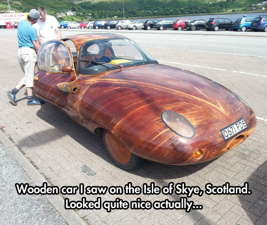 funny-wooden-car-Scotland-street