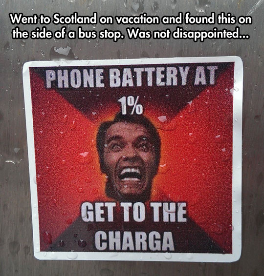 funny-Arnold-Schwarzenegger-phone-battery