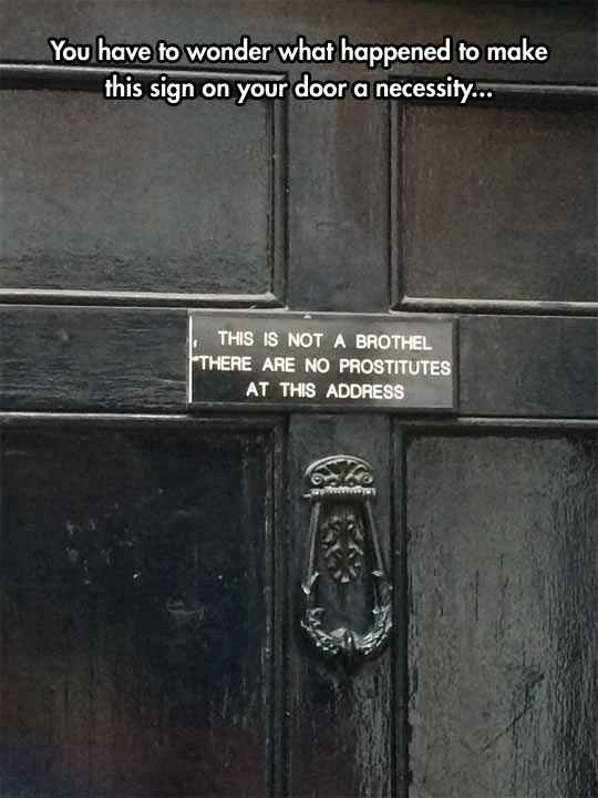 funny-door-sign-Hotel