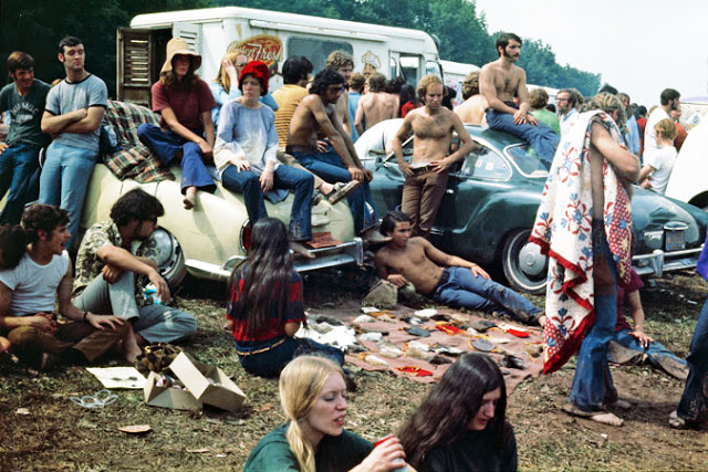 Amazing Photos Of Historic Woodstock Festival