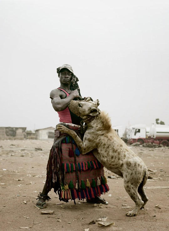funny-black-man-badass-nomination-hyena