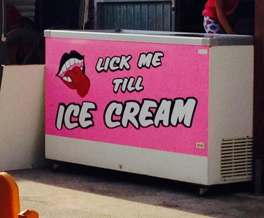 funny-market-Spain-ice-cream-lick